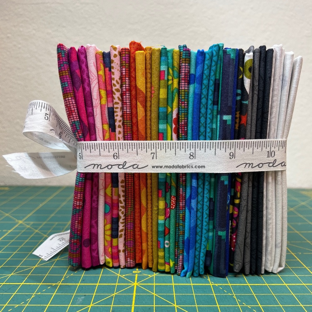 Quilting cotton - Alison Glass fat quarter bundle